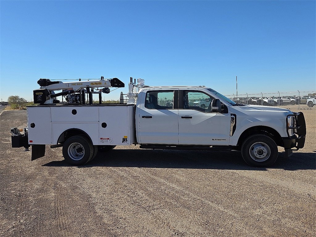 New 2025 Ford F350 XL image 5