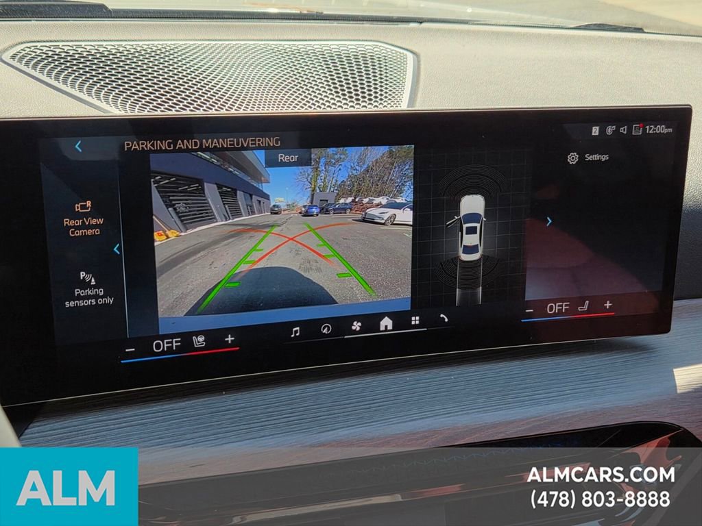 Used 2025 BMW 330i xDrive Sedan image 21