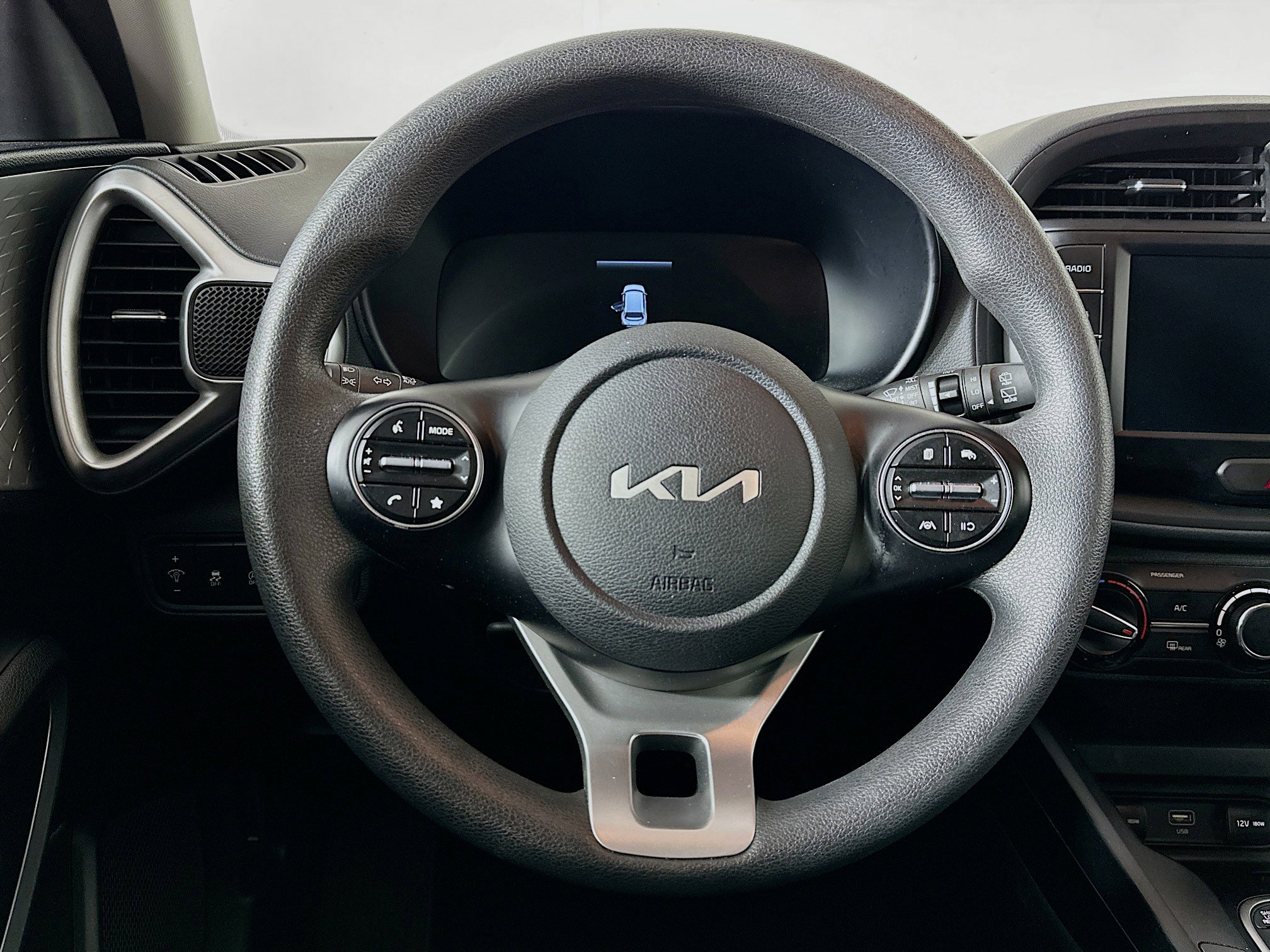 Used 2024 Kia Soul LX w/ Option Group 015 image 18