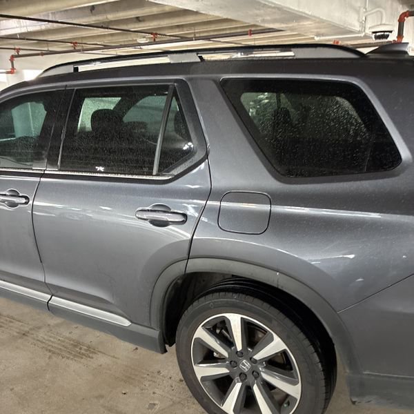 Used 2024 Honda Pilot Touring image 4