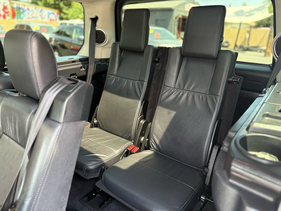 Used 2015 Land Rover LR4 HSE LUX AWD/4WD image 19