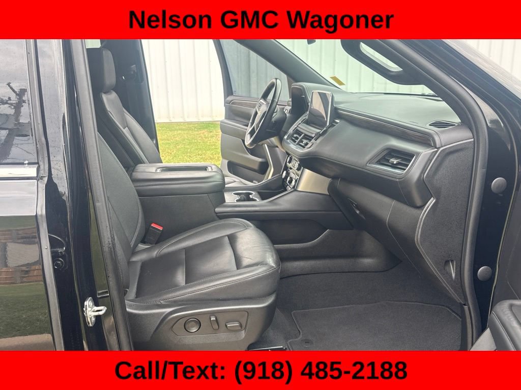 Used 2022 Chevrolet Tahoe LT w/ Luxury Package AWD/4WD image 17