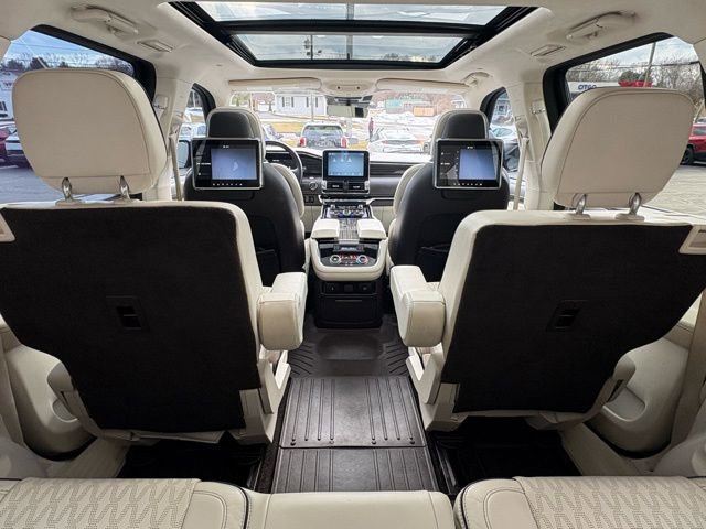 Used 2021 Lincoln Navigator L Black Label w/ Special Edition Package image 19