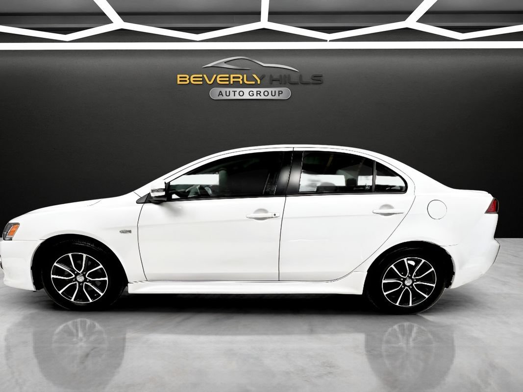 Used 2017 Mitsubishi Lancer ES FWD image 2