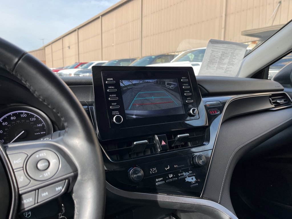 Used 2024 Toyota Camry SE image 36