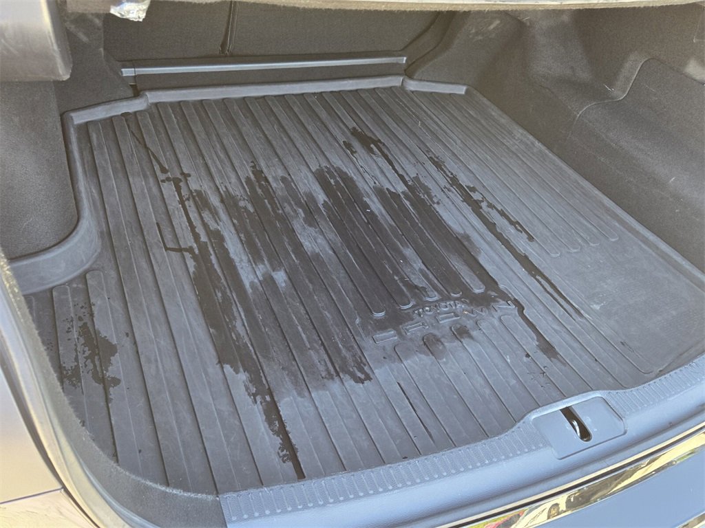 Used 2023 Toyota Crown XLE image 15