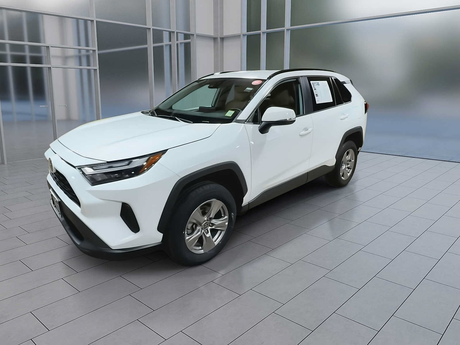 Used 2023 Toyota RAV4 XLE FWD image 4