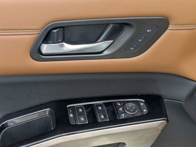 Used 2023 Nissan Pathfinder Platinum FWD image 10
