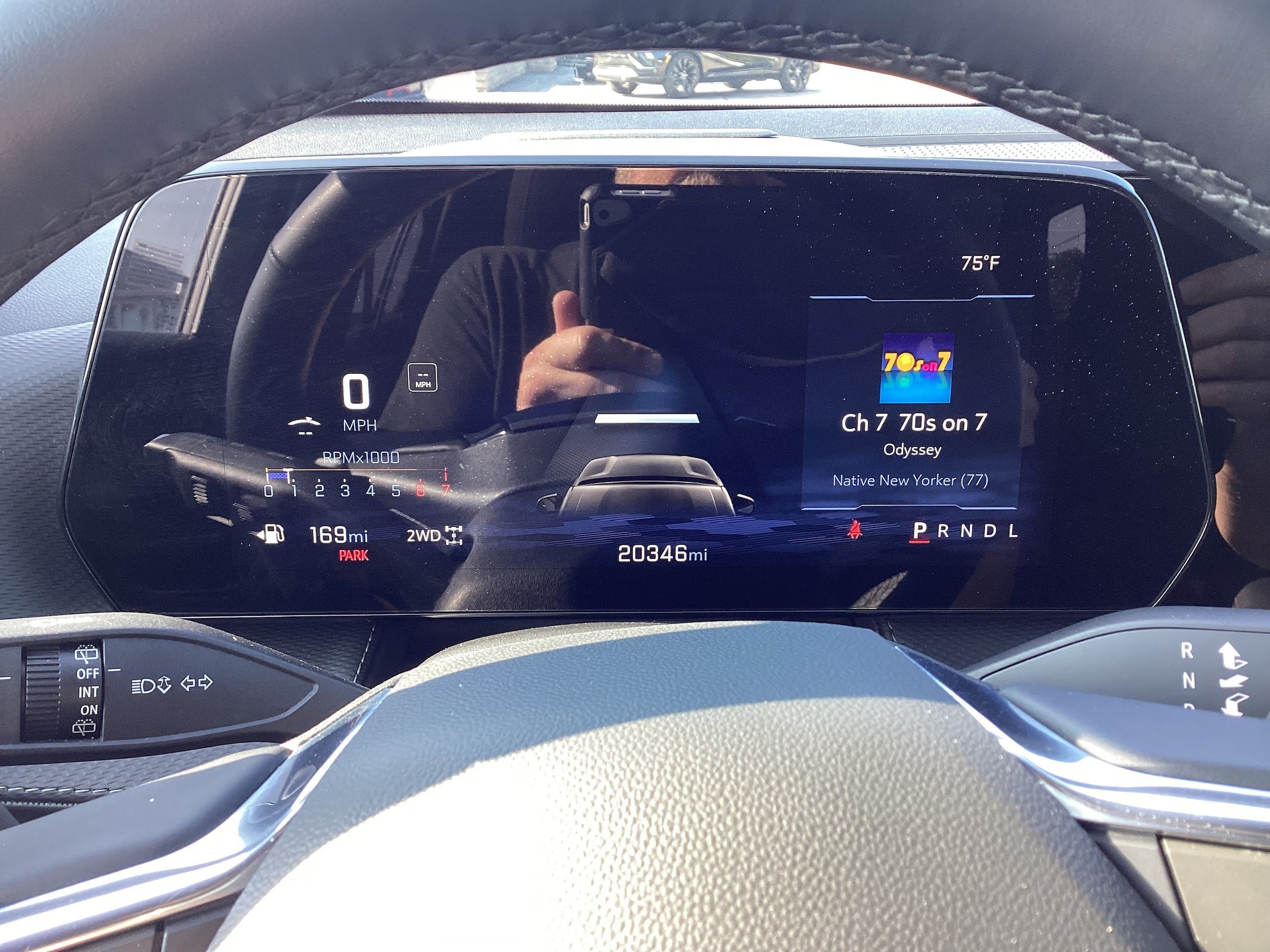 Used 2025 Chevrolet Equinox LT AWD/4WD image 17