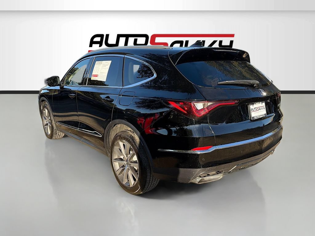 Used 2025 Acura MDX w/ Technology Package AWD/4WD image 5