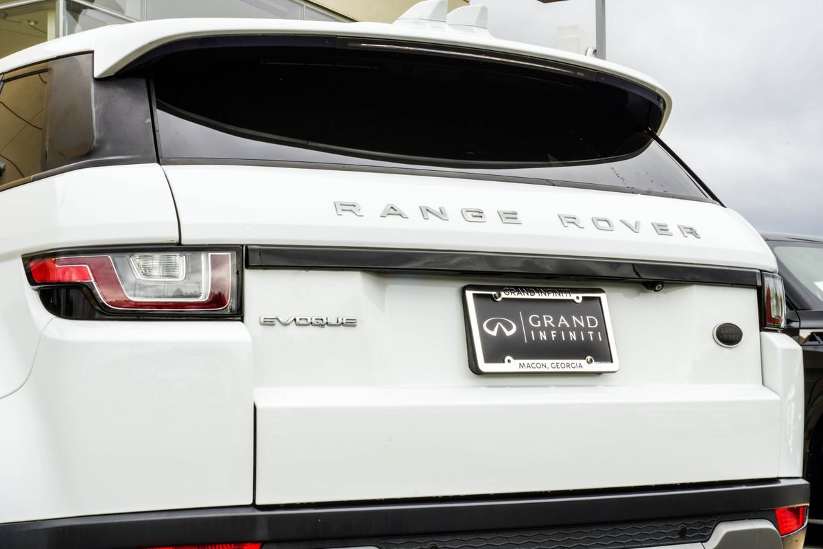 Used 2018 Land Rover Range Rover Evoque SE AWD/4WD image 12