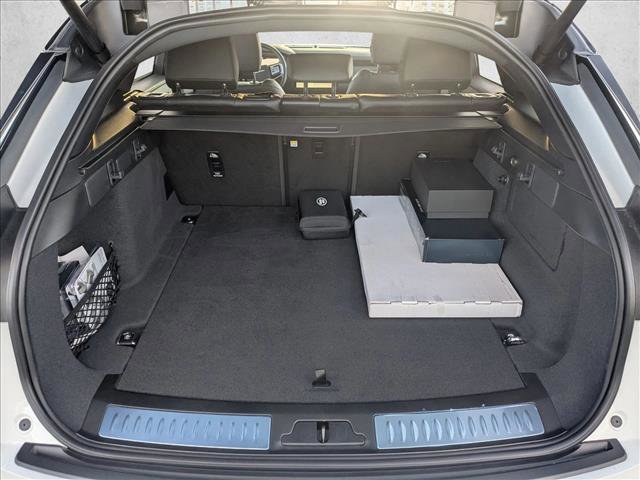 Used 2026 Land Rover Range Rover Velar S image 6