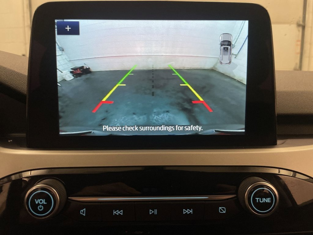 Used 2021 Ford Escape SEL w/ Technology Package image 8