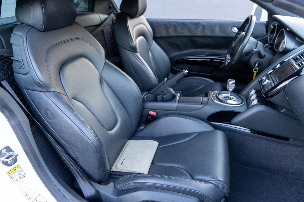 Used 2012 Audi R8 V10 image 11