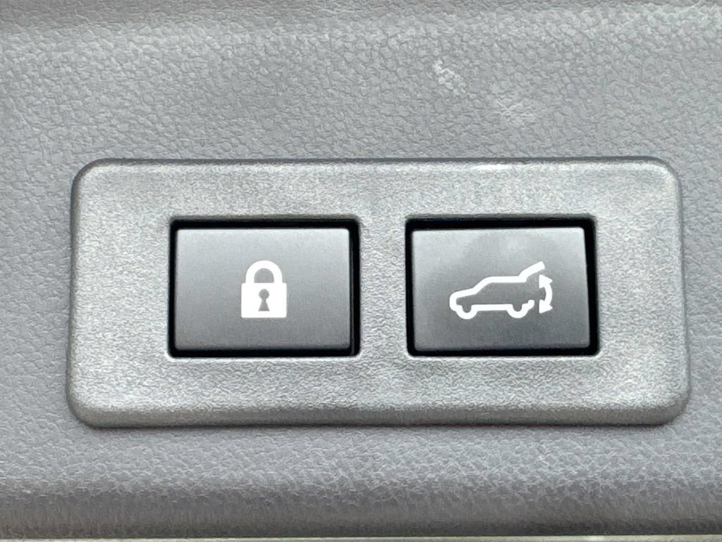 Used 2026 Subaru Ascent Limited AWD/4WD image 36