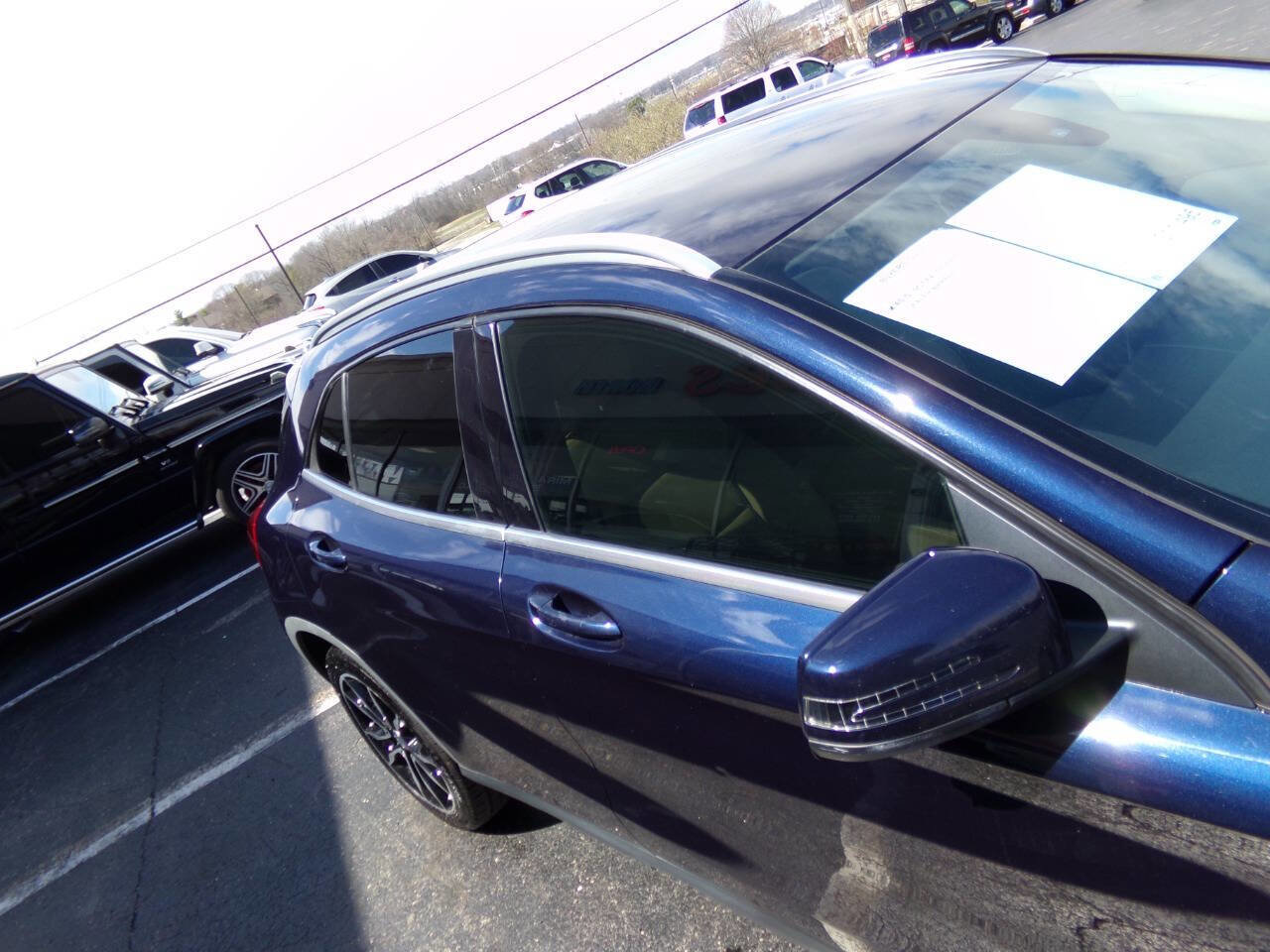 Used 2017 Mercedes-Benz GLA 250 4MATIC image 38