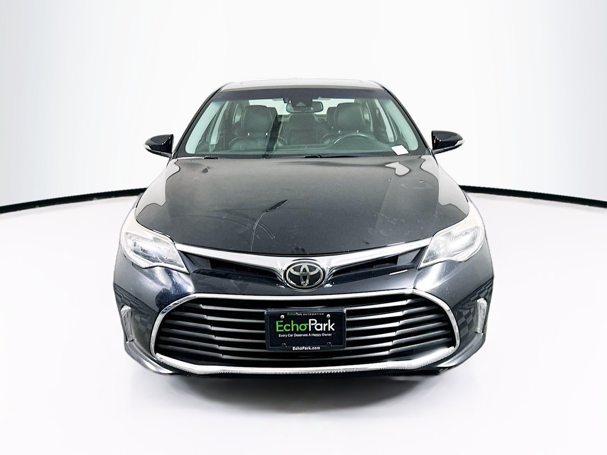 Used 2017 Toyota Avalon Limited w/ Carpet Mat Package FWD image 2