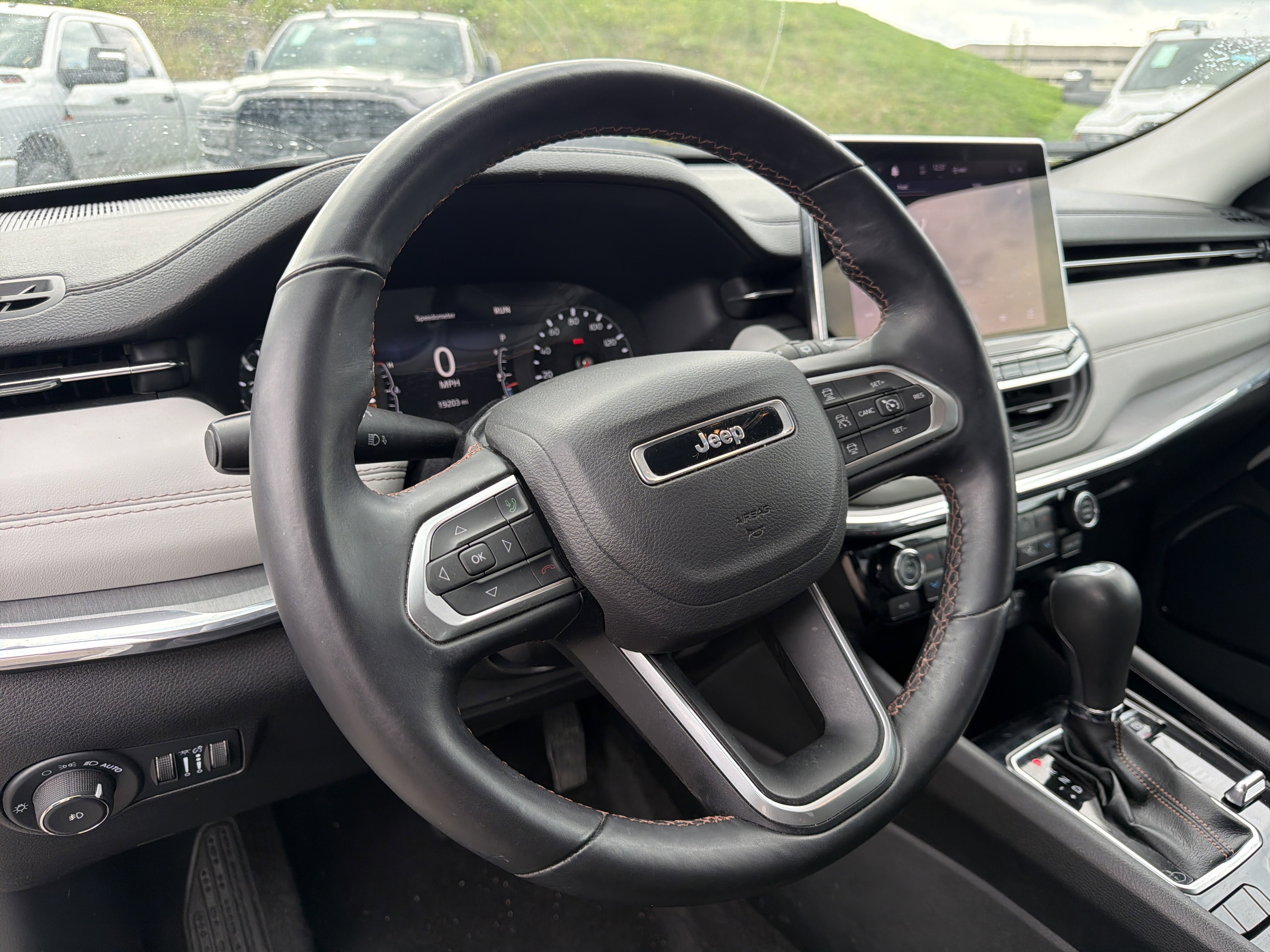 Used 2022 Jeep Compass Limited image 17