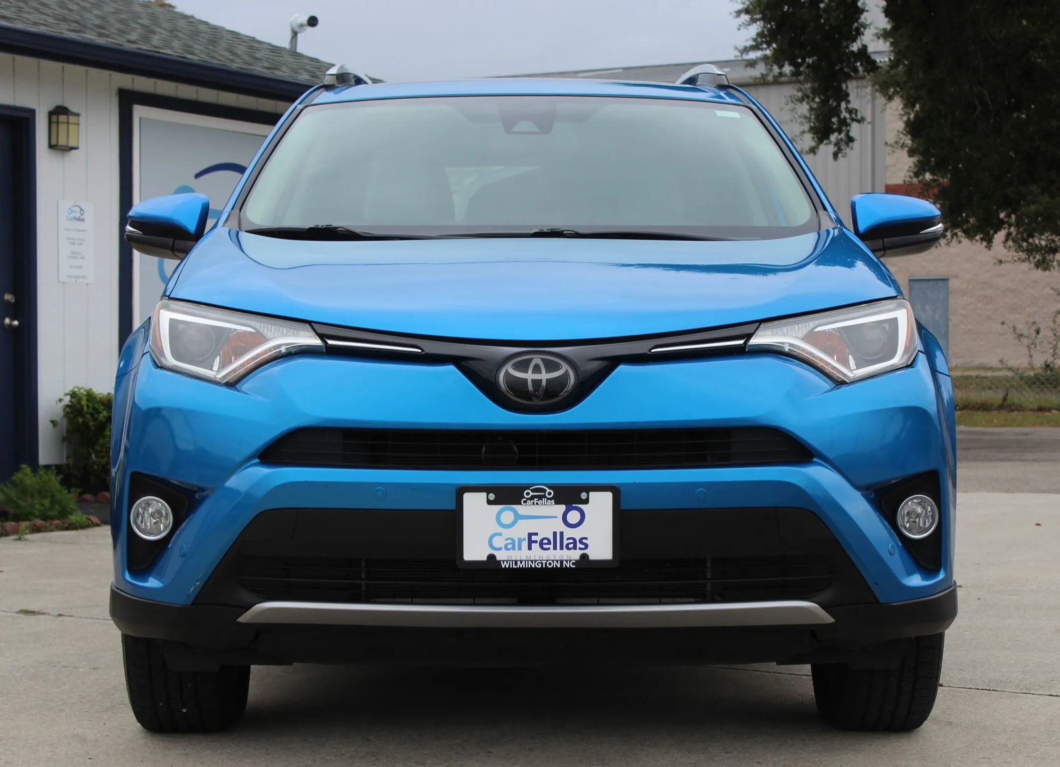 Used 2016 Toyota RAV4 XLE image 8
