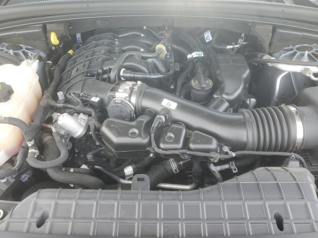 Used 2025 Jeep Grand Cherokee Altitude AWD/4WD image 27