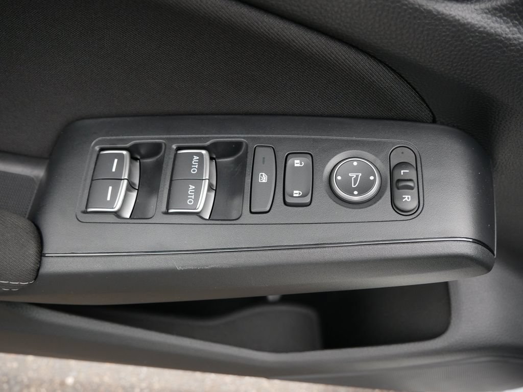 Used 2025 Honda Civic Sport image 17