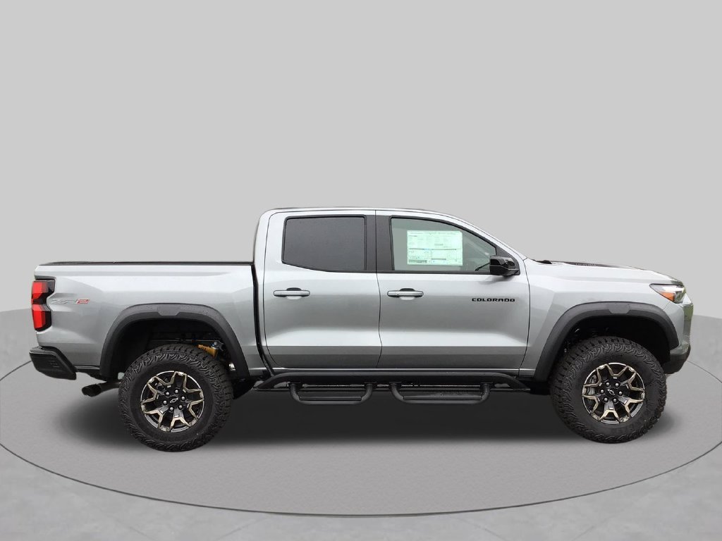 New 2026 Chevrolet Colorado ZR2 w/ Technology Package AWD/4WD image 6