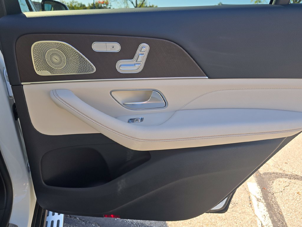 New 2027 Mercedes-Benz GLS 450 4MATIC image 24