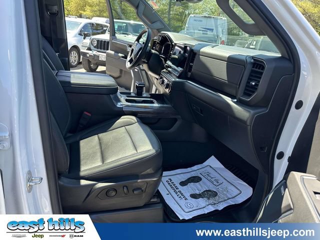 Used 2023 Chevrolet Silverado 1500 LTZ w/ LTZ Convenience Package II AWD/4WD image 27
