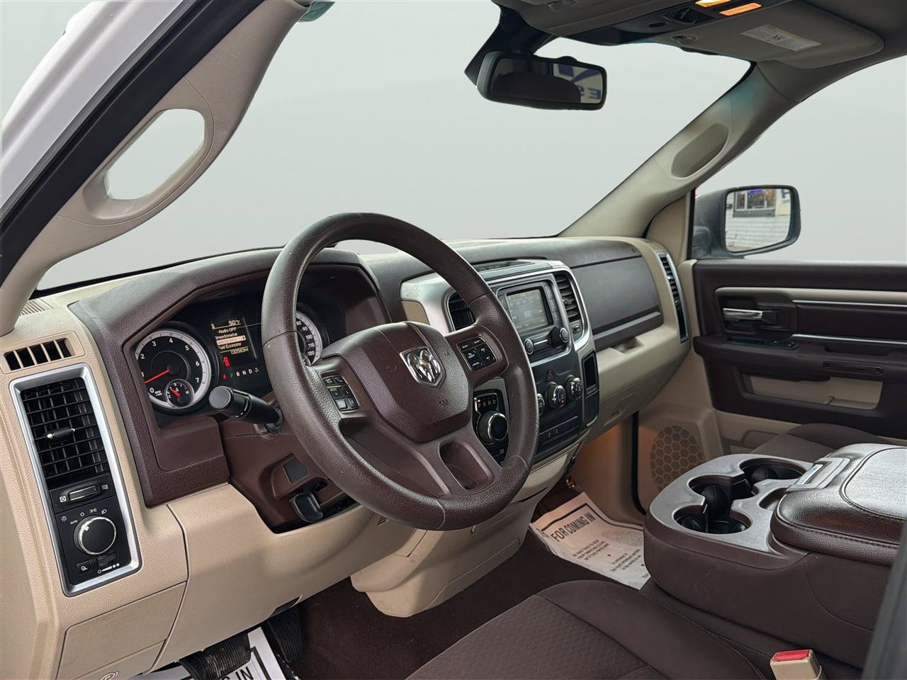 Used 2014 RAM 1500 Classic SLT AWD/4WD image 11