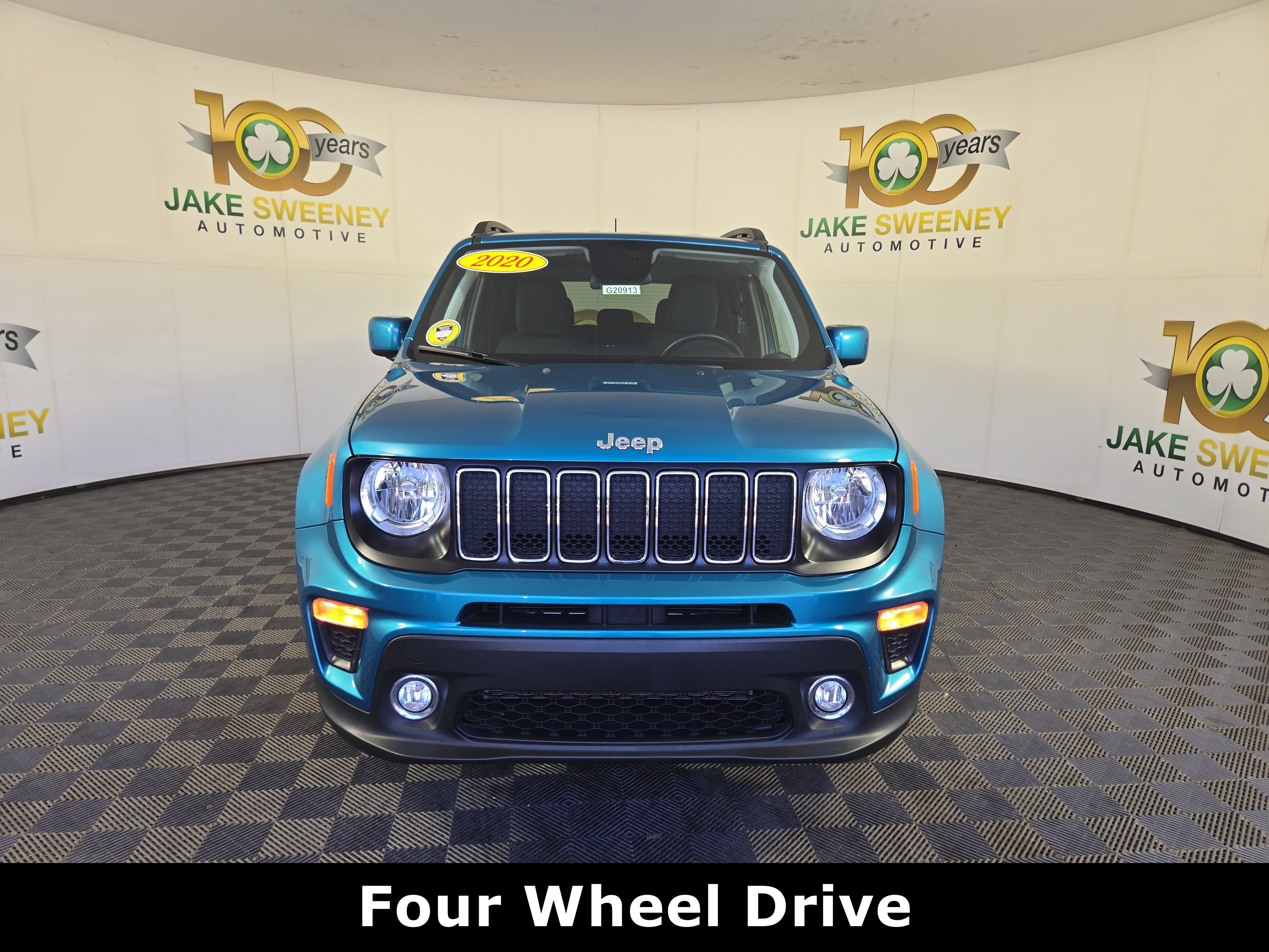 Used 2020 Jeep Renegade Latitude w/ Cold Weather Group AWD/4WD image 2