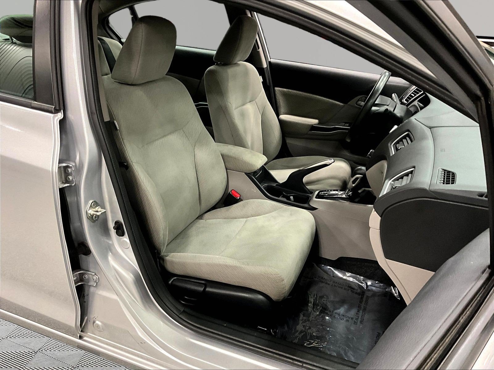 Used 2013 Honda Civic LX image 28