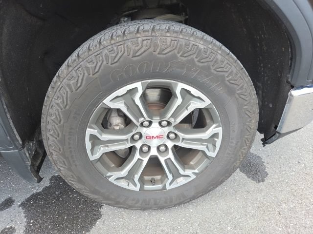 Used 2020 GMC Sierra 1500 SLE w/ SLE Value Package AWD/4WD image 32