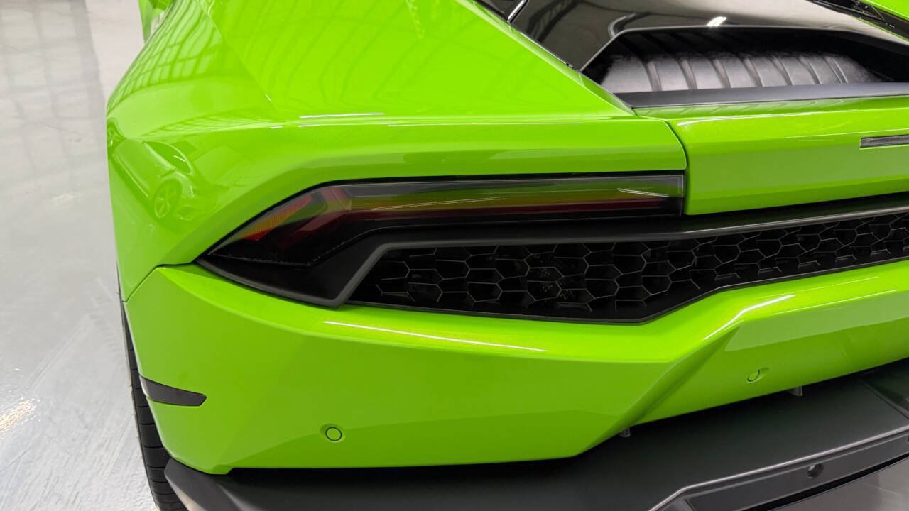 Used 2015 Lamborghini Huracan LP 610-4 AWD/4WD image 19
