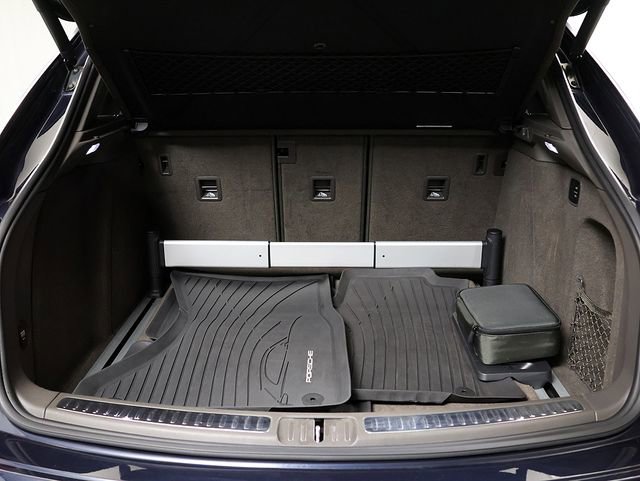 Used 2020 Porsche Macan Turbo image 29