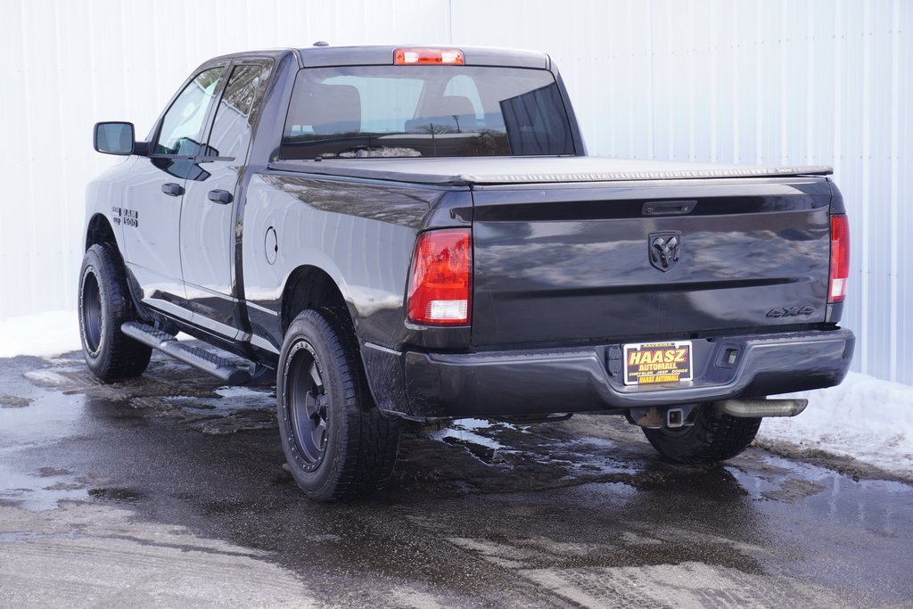 Used 2018 RAM 1500 Express w/ Black Ram 1500 Express Group image 4