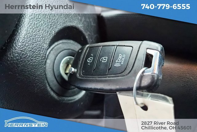 Used 2023 Hyundai Kona SE w/ Cargo Package image 20