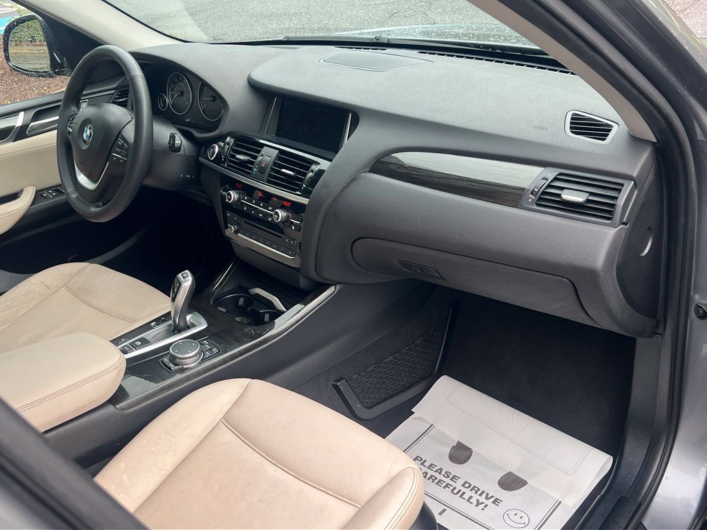 Used 2016 BMW X3 sDrive28i RWD image 16