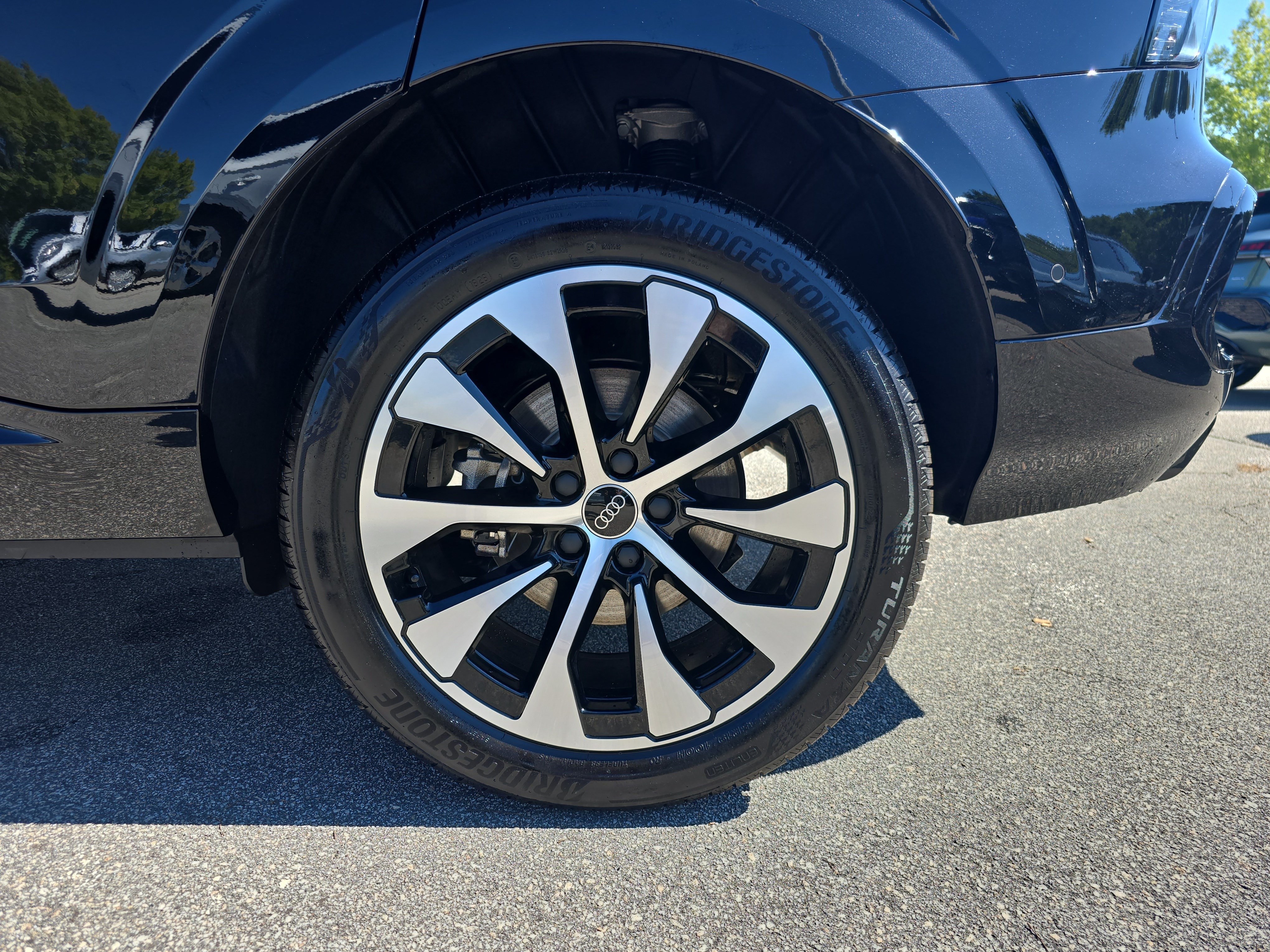 New 2026 Audi Q3 quattro 2.0T AWD/4WD image 30