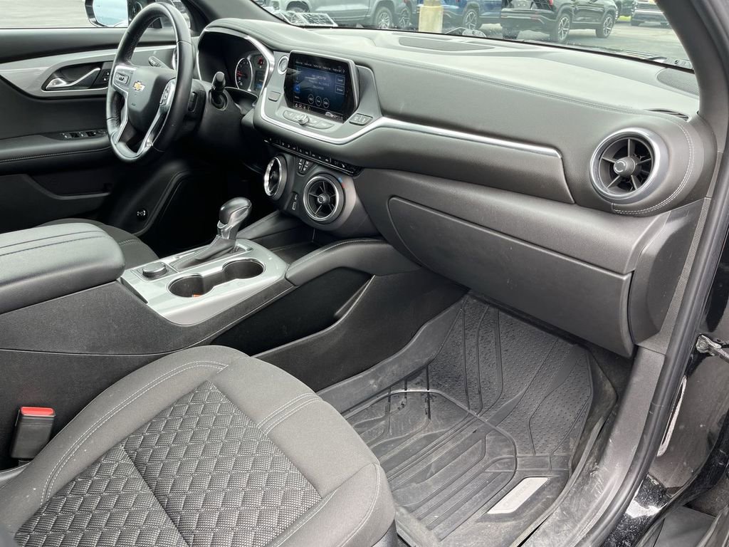Used 2019 Chevrolet Blazer LT image 27