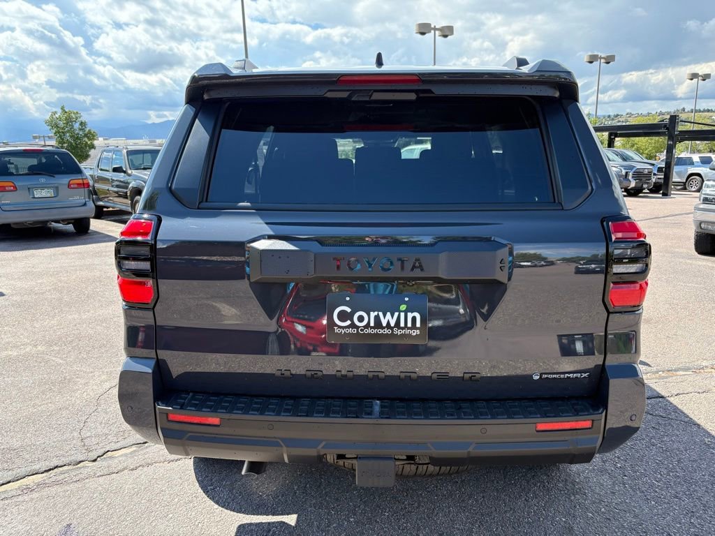 Used 2025 Toyota 4Runner TRD Off-Road image 8