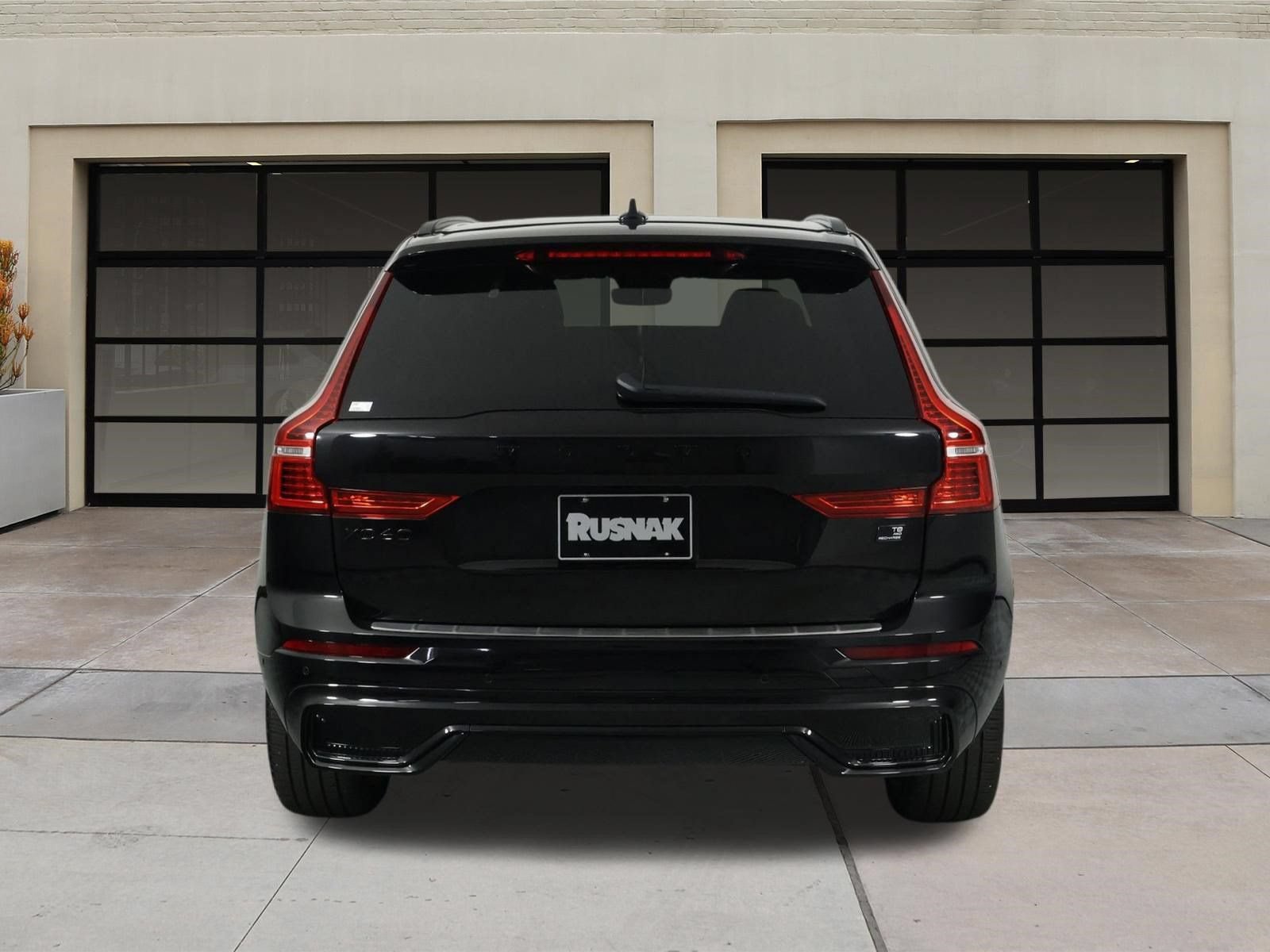 Used 2024 Volvo XC60 T8 Ultimate w/ Climate Package AWD/4WD image 5