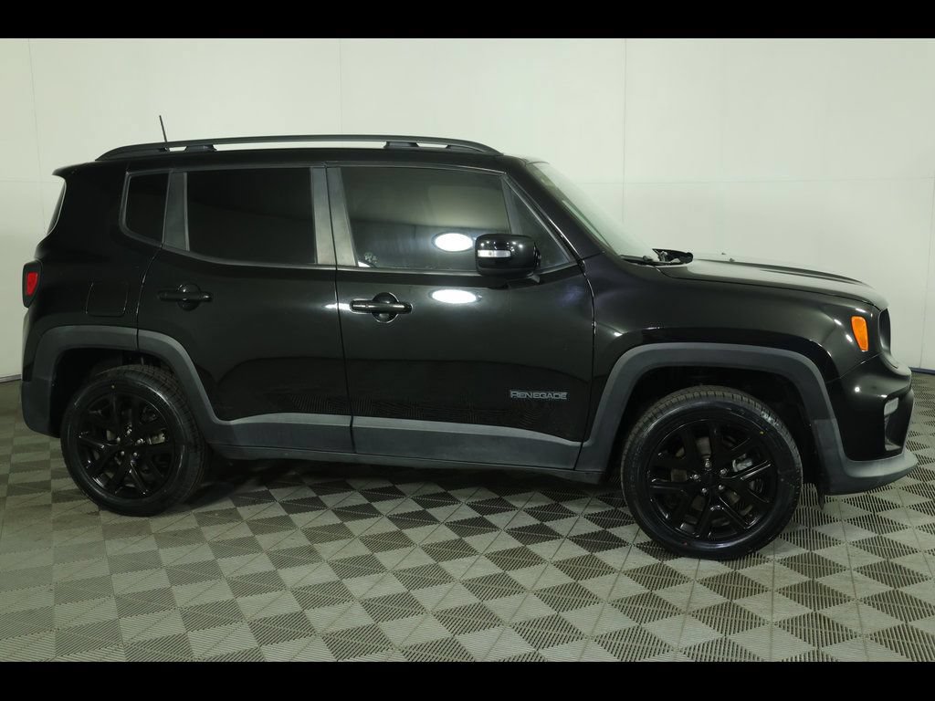 Used 2019 Jeep Renegade Altitude w/ Quick Order Package 2XM AWD/4WD image 11
