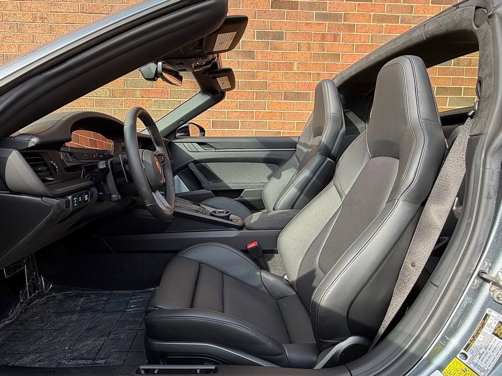 Certified 2026 Porsche 911 Targa 4 GTS w/ Premium Package image 5