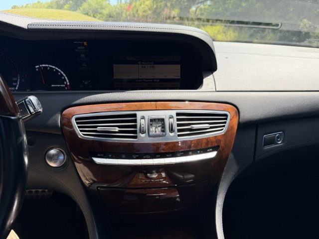 Used 2013 Mercedes-Benz CL 63 AMG image 15