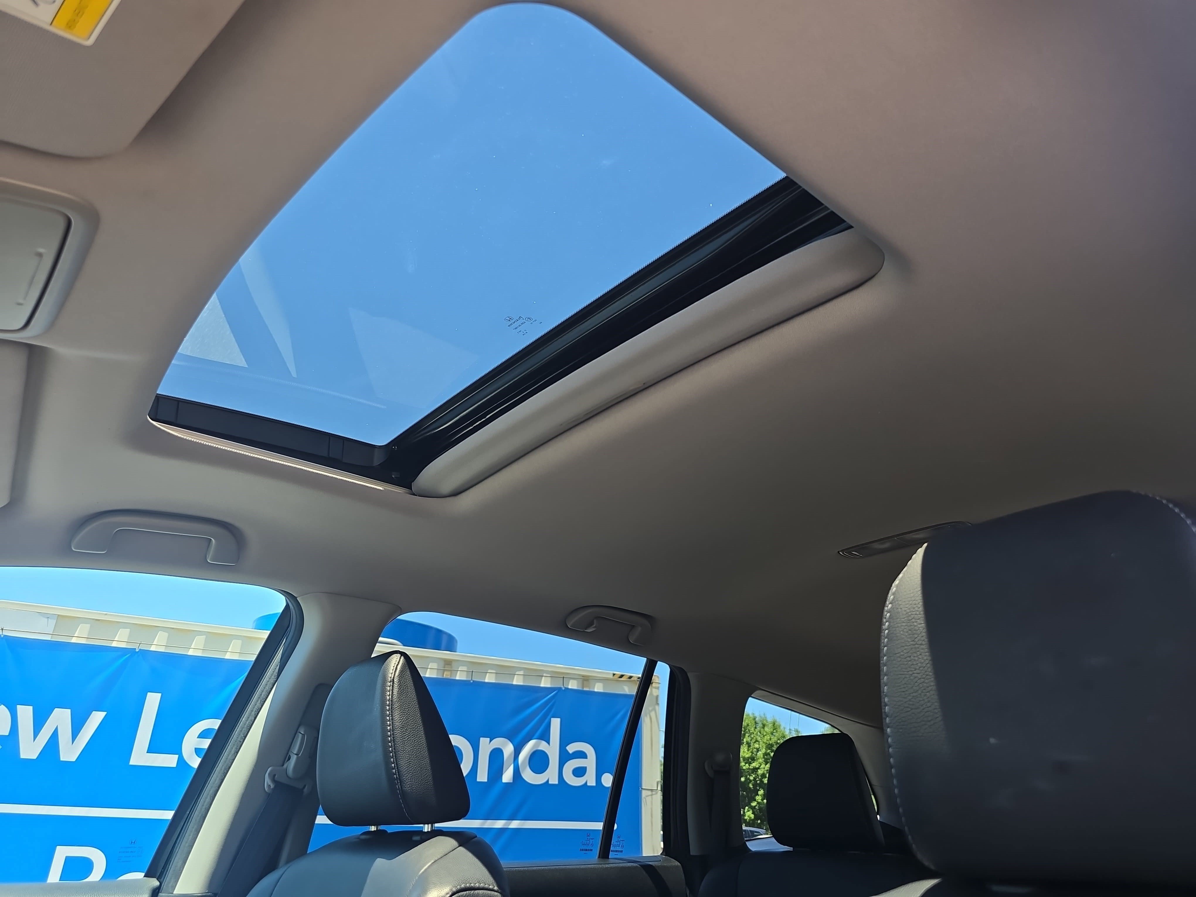 Certified 2018 Honda Pilot EX-L image 32