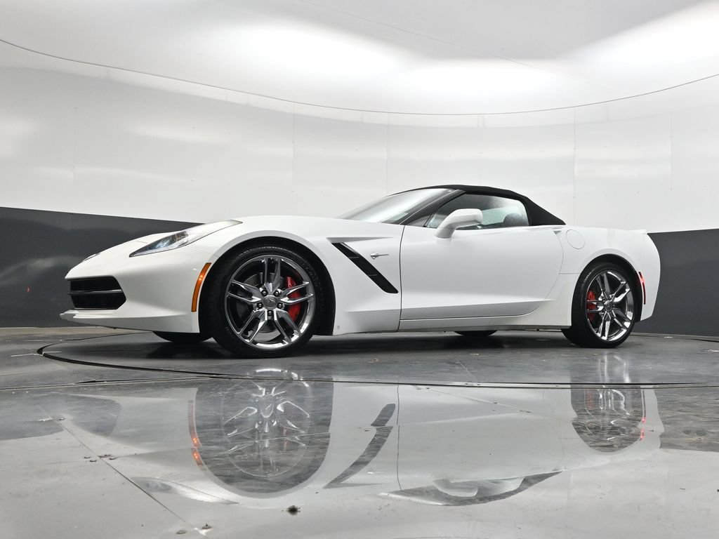 Used 2014 Chevrolet Corvette Stingray Convertible w/ 3LT Preferred Equipment Group RWD image 27