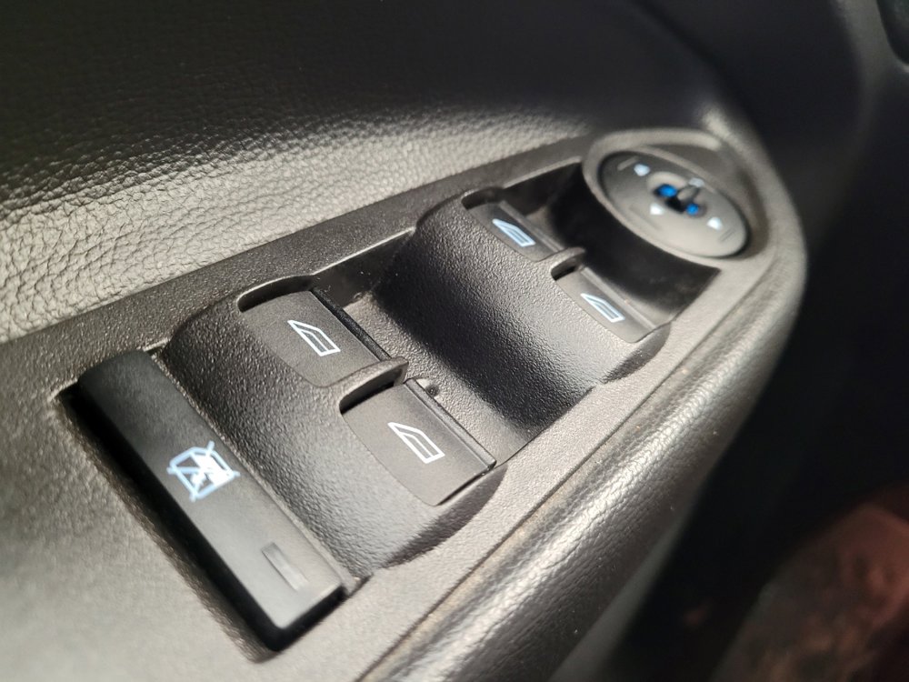 Used 2017 Ford Escape SE image 27