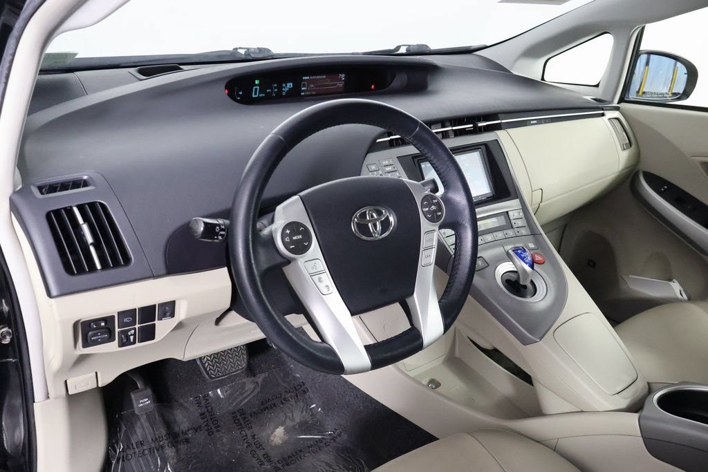 Used 2013 Toyota Prius Five FWD image 7