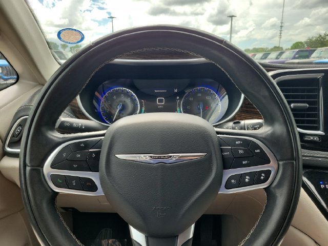 Used 2022 Chrysler Pacifica Limited w/ Uconnect Theater Family Group AWD/4WD image 21