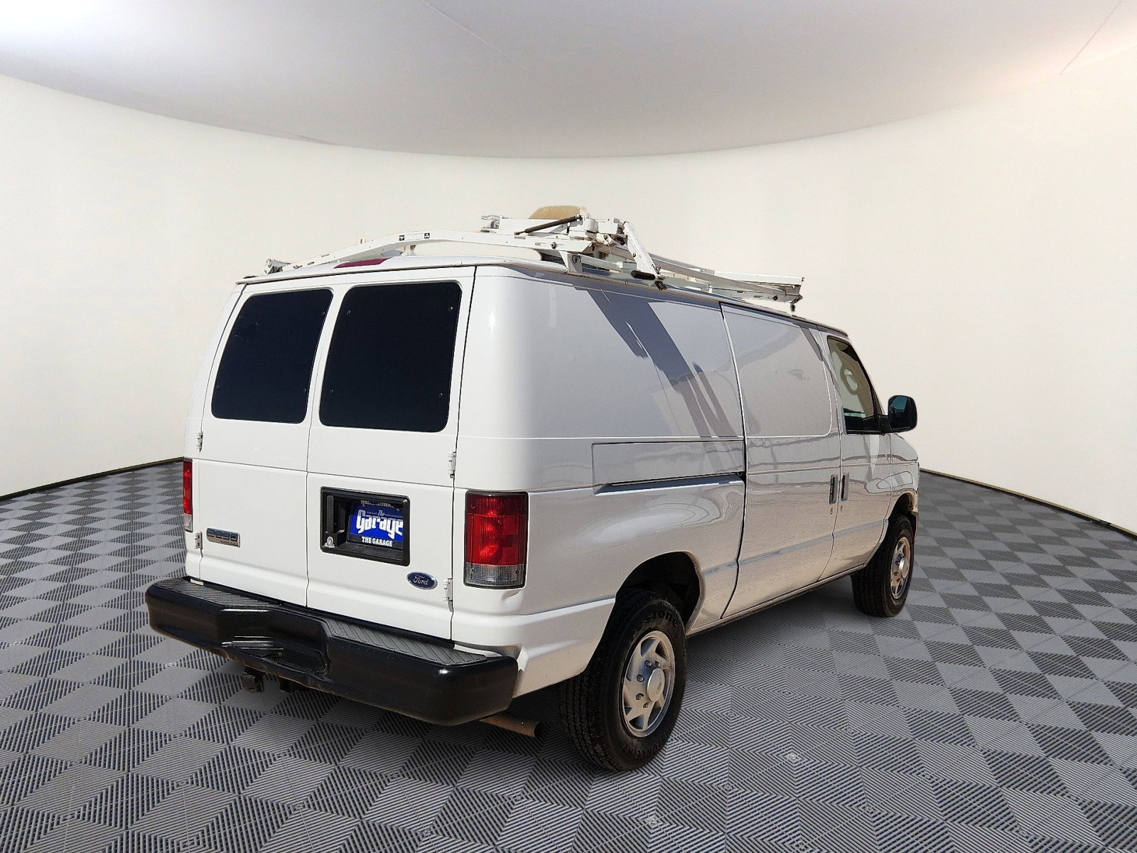 Used 2008 Ford E-250 and Econoline 250 RWD image 4